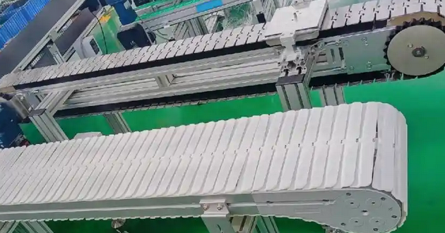 柔性鏈板輸送線的鏈板一般是什么材質?